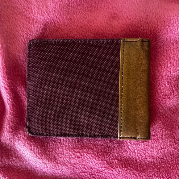 Herschel Bi-fold wallet - Picture 2 of 6